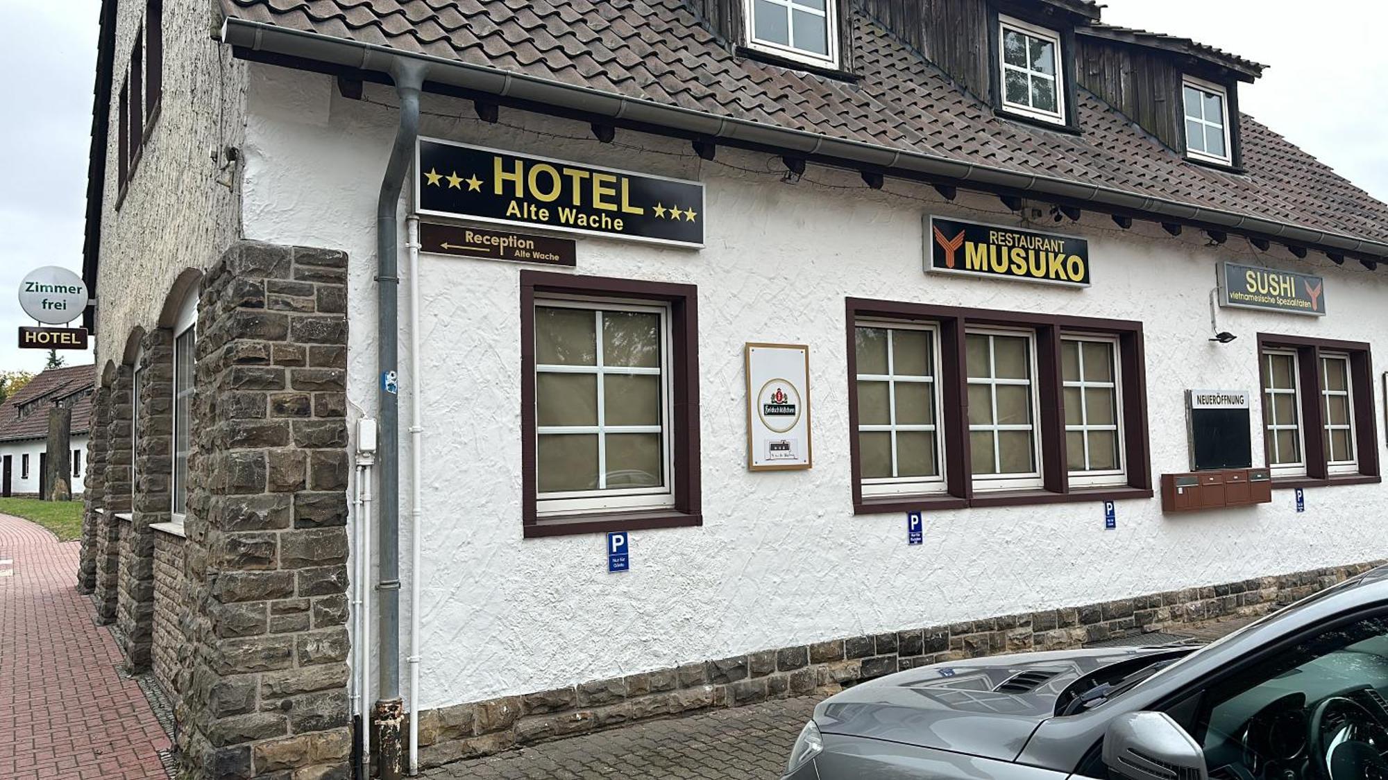 Hotel Alte Wache Mariental Ngoại thất bức ảnh