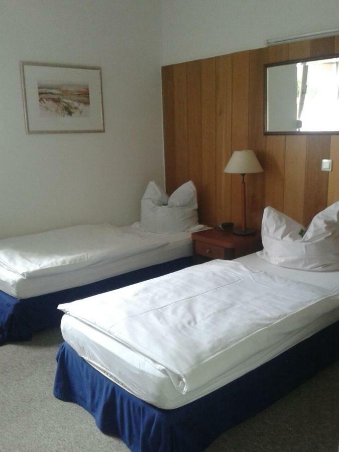 Hotel Alte Wache Mariental Ngoại thất bức ảnh